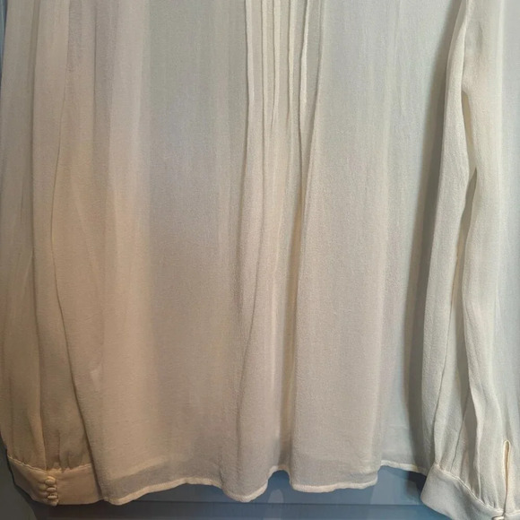 Joie 100% Silk Blouse Sz Medium Cream Chiffon Pintuck Pleated Sheer Gauze Crepe - Picture 10 of 15